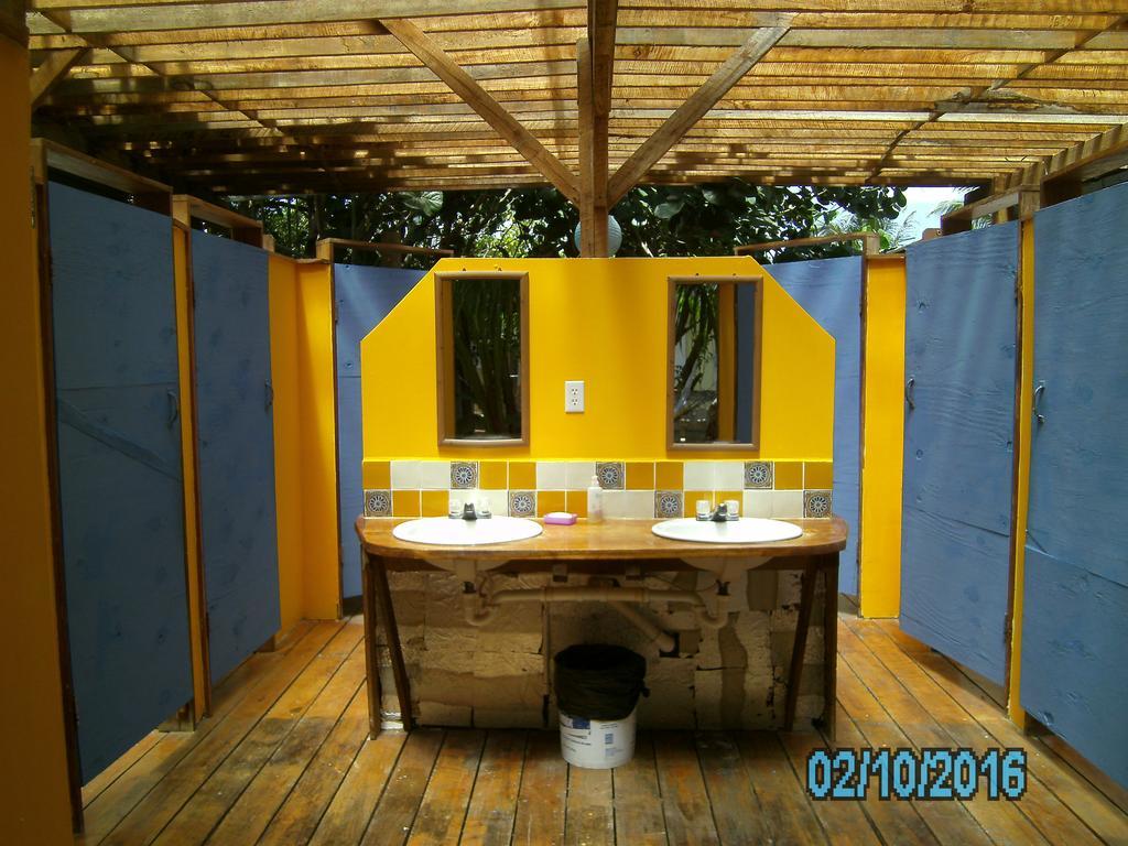 The Funky Dodo Backpackers Hostel Χόπκινς Εξωτερικό φωτογραφία