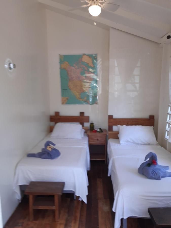 The Funky Dodo Backpackers Hostel Χόπκινς Εξωτερικό φωτογραφία