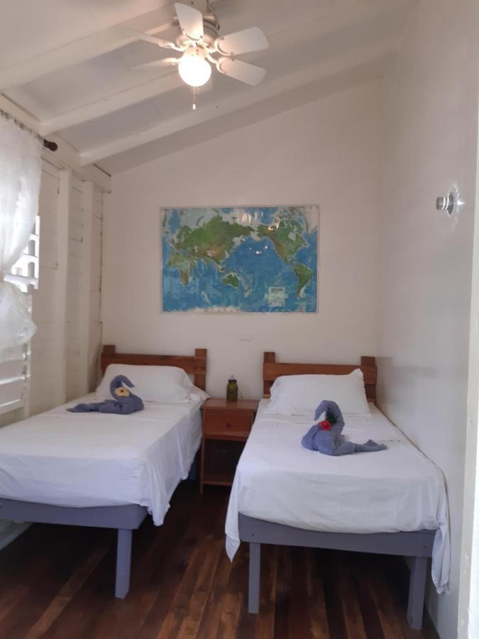 The Funky Dodo Backpackers Hostel Χόπκινς Εξωτερικό φωτογραφία